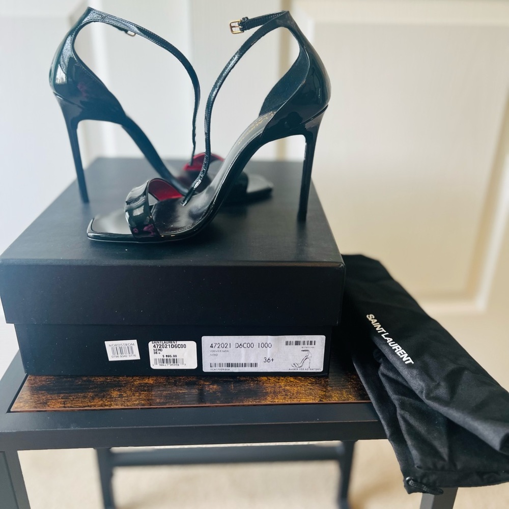 Great condition .. wore once ! Saint laurent amber strap sandal 6.5